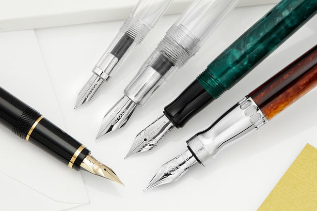 Noodler's Ahab Truk Lagoon fountain pen capped