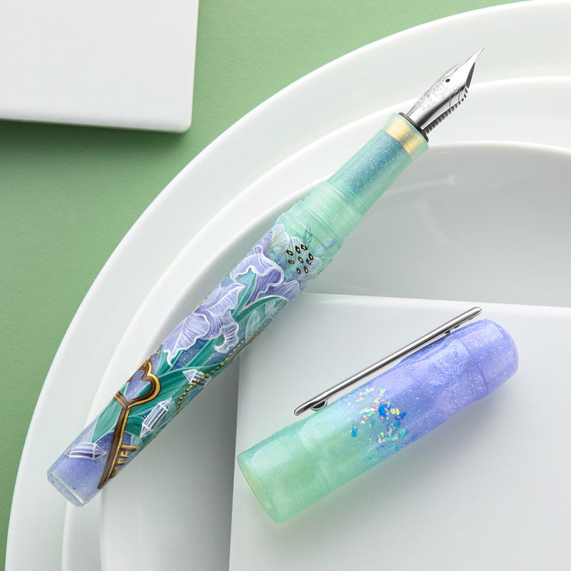 BENU Talisman Fountain Pen - White Lily