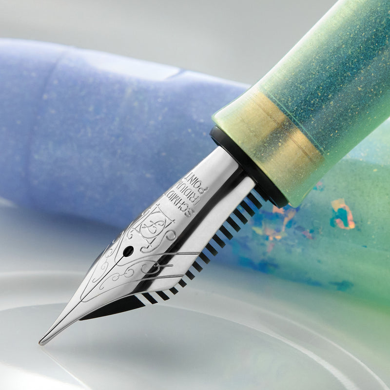 BENU Talisman Fountain Pen - White Lily