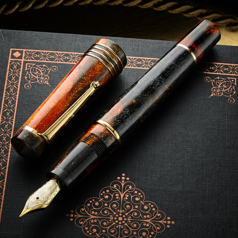 Delta DV Original Mid Size Fountain Pen - Glow Up Oro