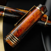 Delta DV Original Mid Size Fountain Pen - Glow Up Oro