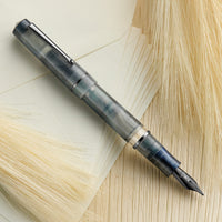 Delta Duna Fountain Pen - Zephyr