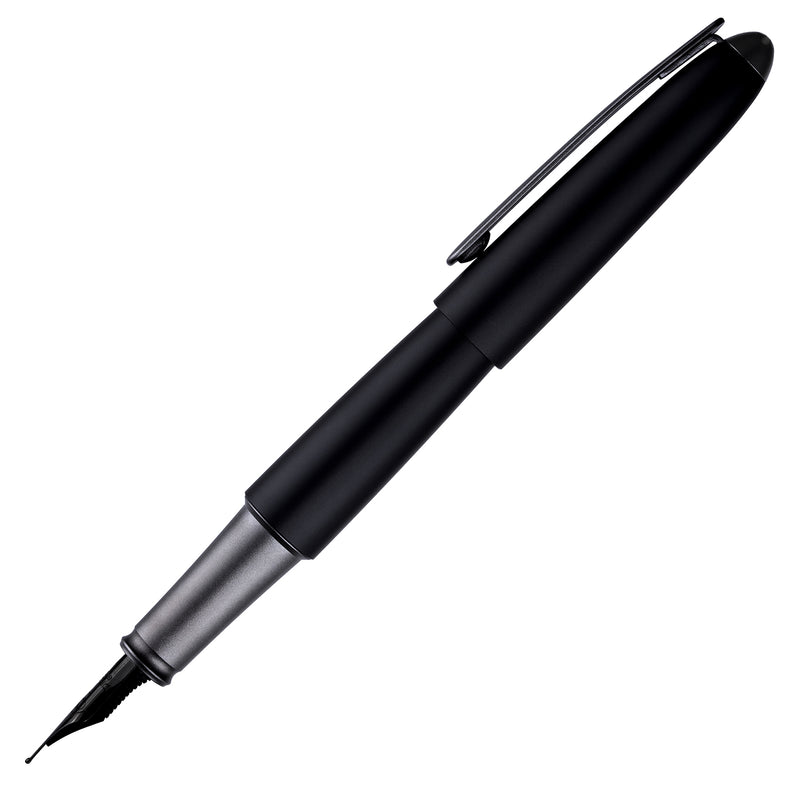 Diplomat Aero Fountain Pen - Pure Black (Special Edition)
