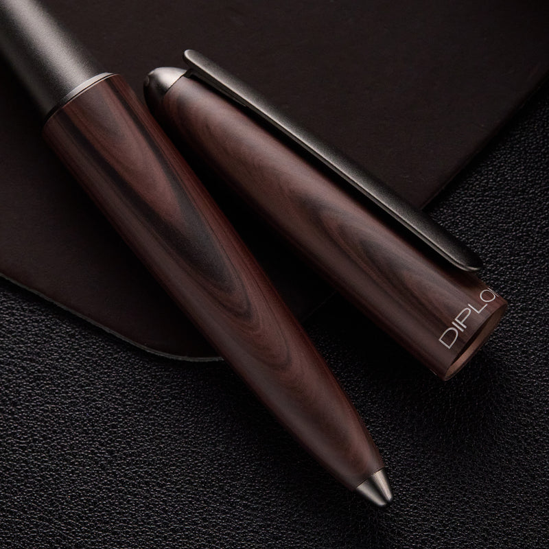 Diplomat Aero Fountain Pen - Black Forest