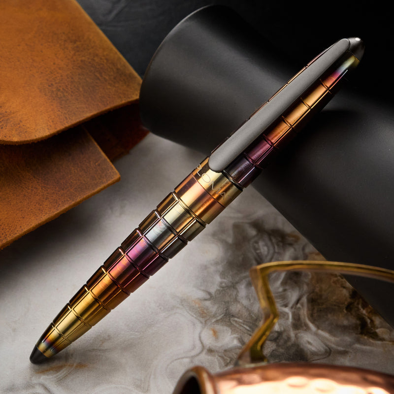 Diplomat Aero Fountain Pen - Rhomb Flame