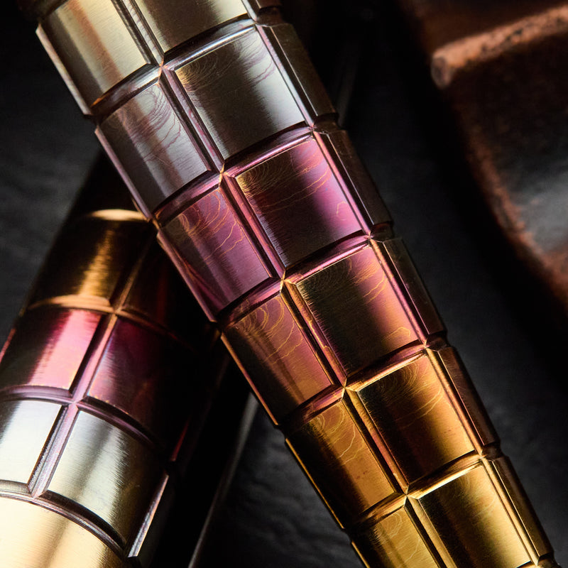 Diplomat Aero Fountain Pen - Rhomb Flame