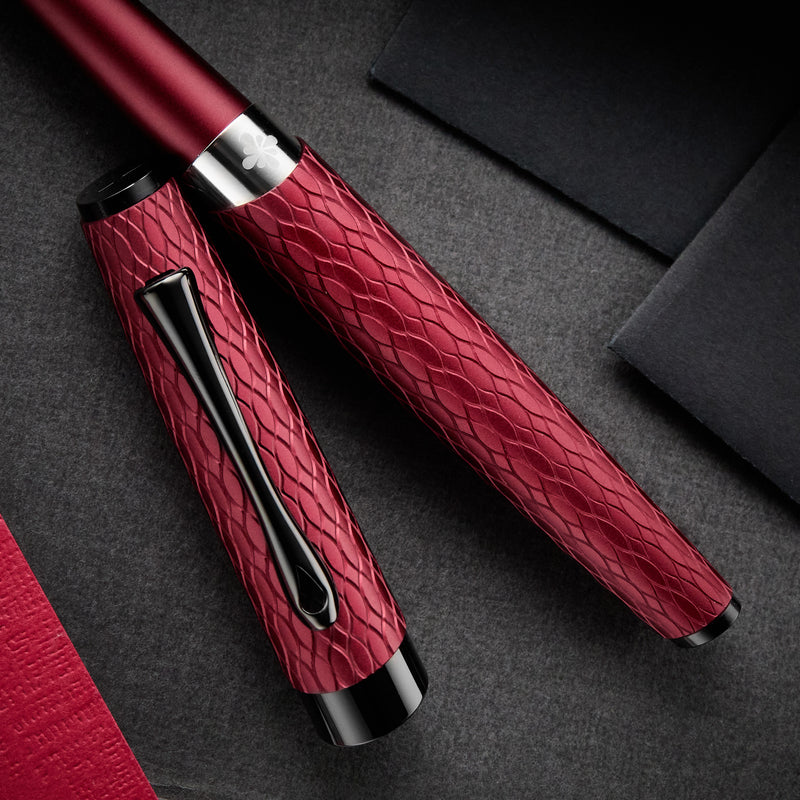 Diplomat Cobra Fountain Pen - Burgundy