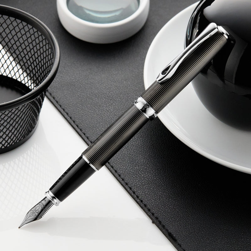 Diplomat Excellence A2 Fountain Pen - Guilloche Black/Chrome
