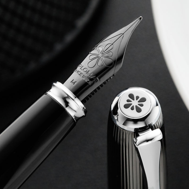 Diplomat Excellence A2 Fountain Pen - Guilloche Black/Chrome