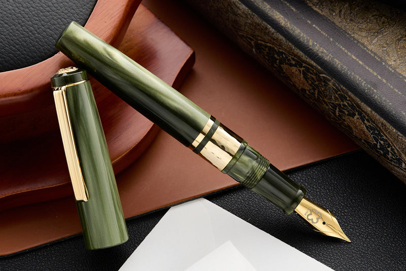 (Bottom Shelf) Esterbrook Model J Fountain Pen - Palm Green