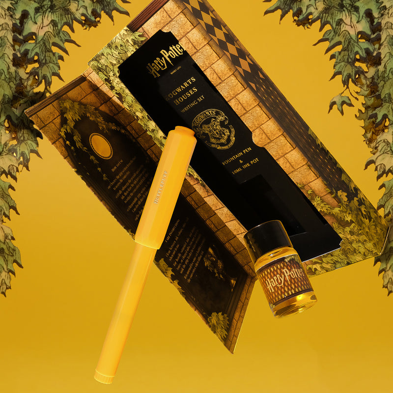 Ferris Wheel Press Harry Potter Carousel Fountain Pen & Ink Set - Hufflepuff (Special Edition)