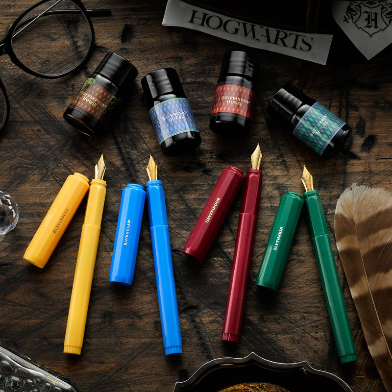 Ferris Wheel Press Harry Potter Carousel Fountain Pen & Ink Set - Hufflepuff (Special Edition)