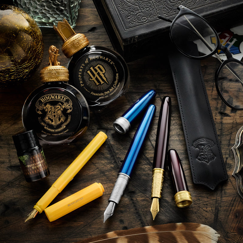Ferris Wheel Press Harry Potter Carousel Fountain Pen & Ink Set - Hufflepuff (Special Edition)