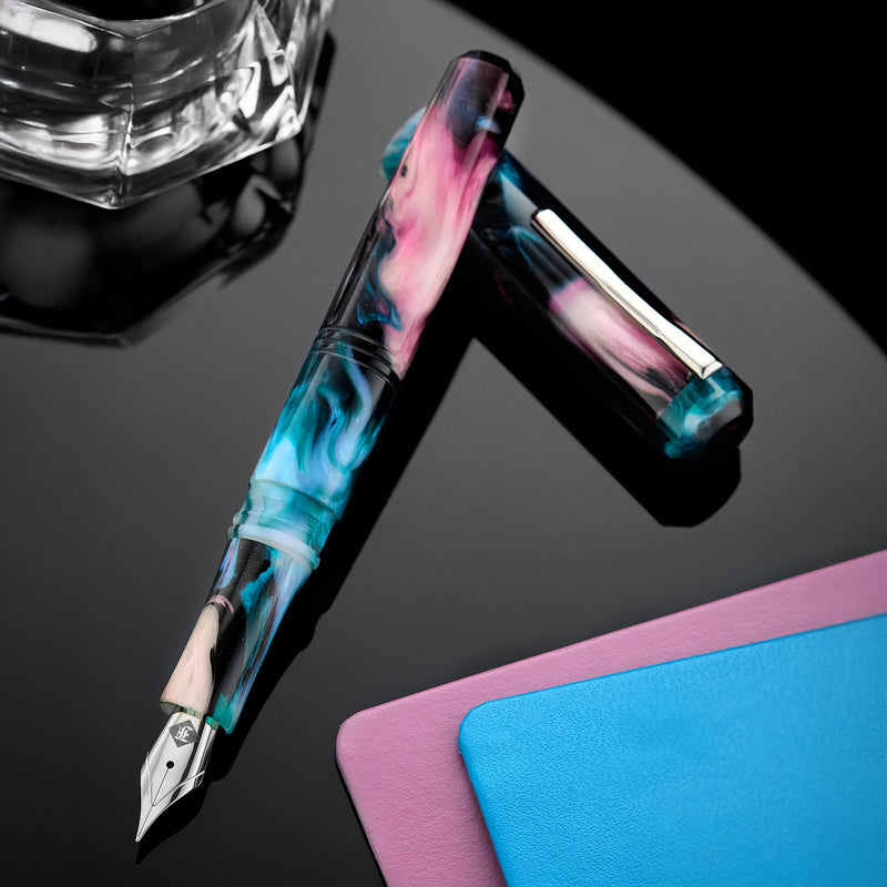 Franklin-Christoph Model 31 Fountain Pen - Fabalone Abalone (Limited Edition)