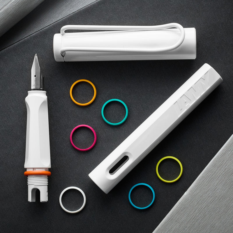 LAMY safari Fountain Pen - all white-multi ring set (Special Edition)