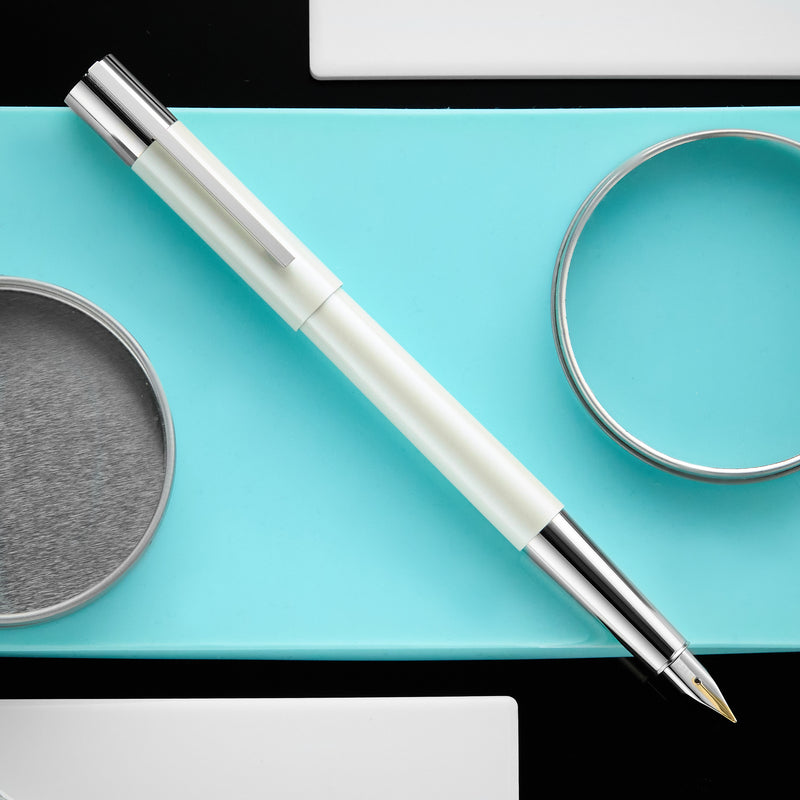 LAMY scala Fountain Pen - pearl (Limited Edition)