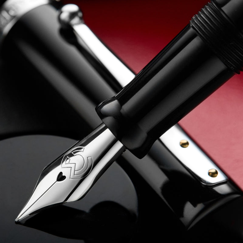 Magna Carta Mag 600S Fountain Pen - Black