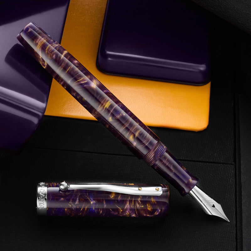 (Bottom Shelf) Magna Carta Mag 600S Fountain Pen - Purple