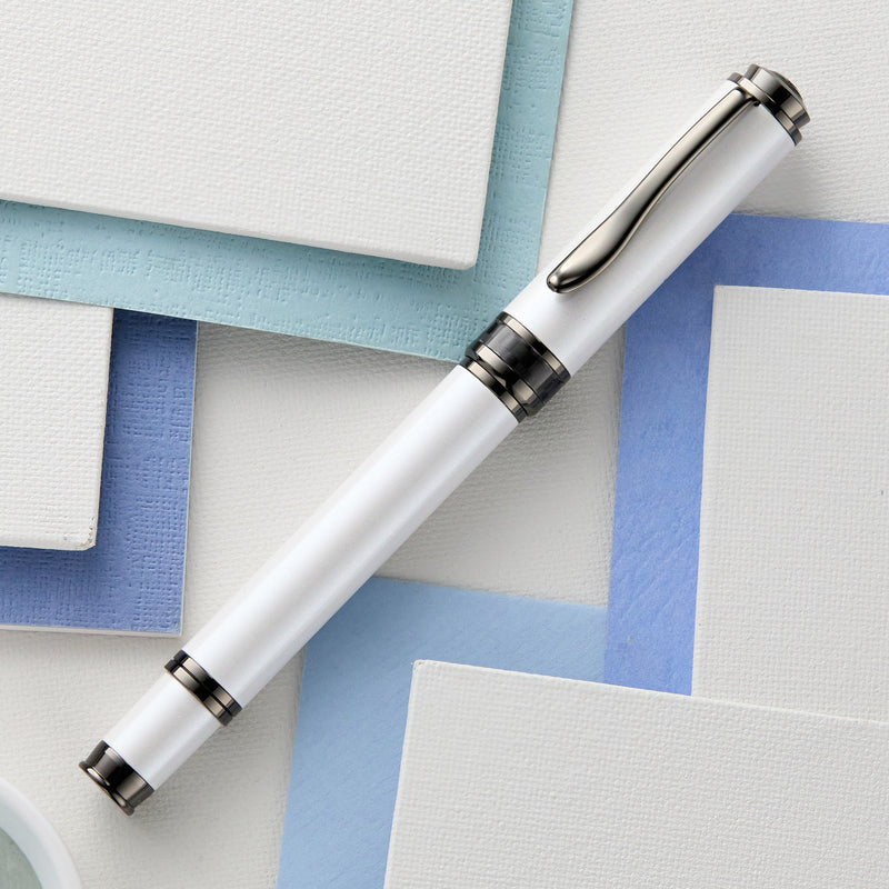 Monteverde Innova Fountain Pen & Ink Set - Cloud Dancer/Gunmetal (Limited Edition)