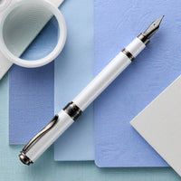 Monteverde Innova Fountain Pen & Ink Set - Cloud Dancer/Gunmetal (Limited Edition)