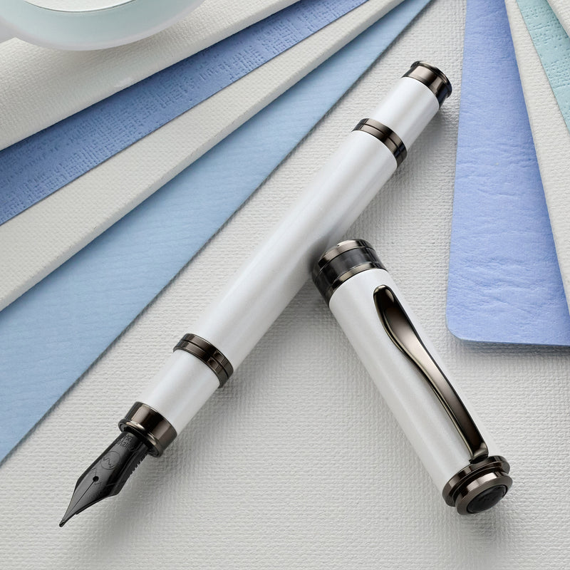 Monteverde Innova Fountain Pen & Ink Set - Cloud Dancer/Gunmetal (Limited Edition)