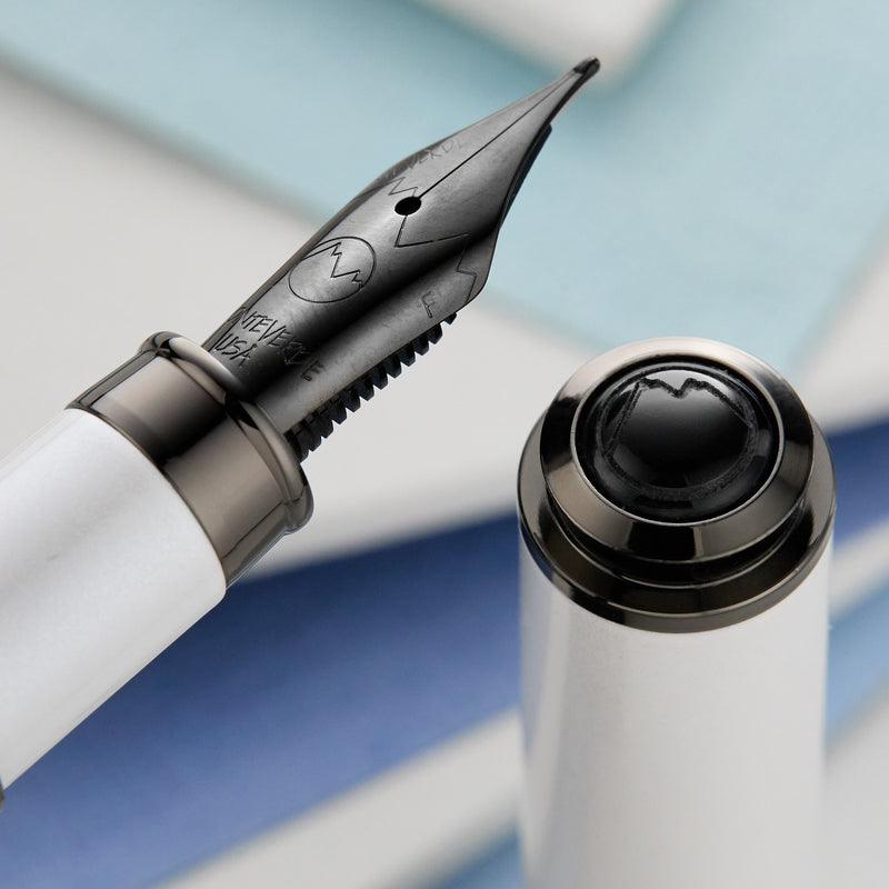 Monteverde Innova Fountain Pen & Ink Set - Cloud Dancer/Gunmetal (Limited Edition)