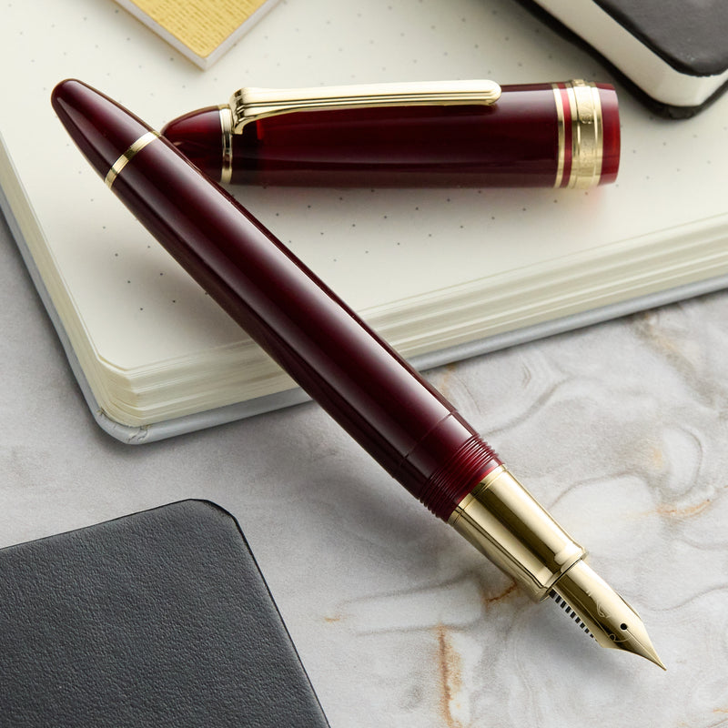 Sailor 1911 Casual L Stable Fountain Pen - Muted Red
