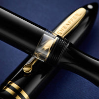Sheaffer Balance III Fountain Pen - Glossy Black/Gold