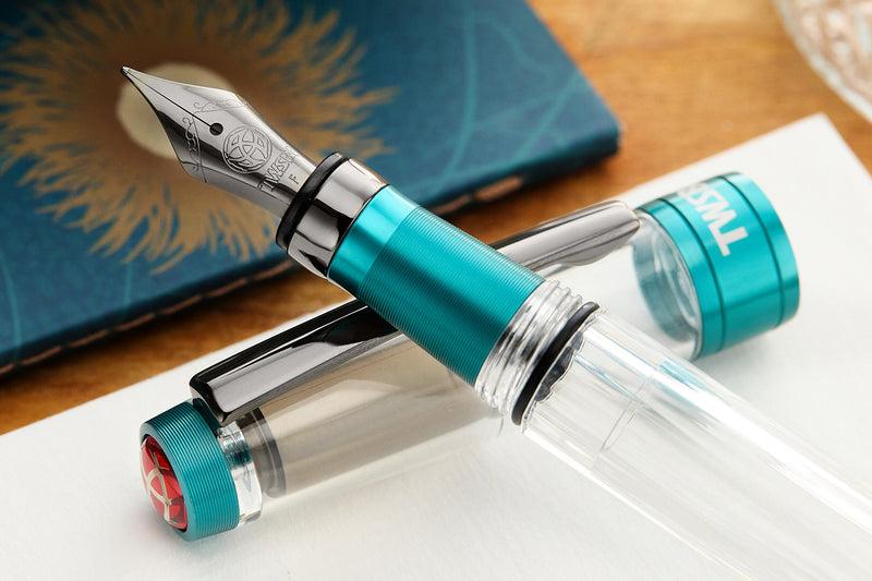 (Bottom Shelf) TWSBI Diamond 580ALR Fountain Pen - Caribbean w/ Onyx