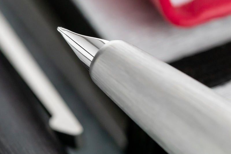 (Bottom Shelf) LAMY 2000 Fountain Pen - Black