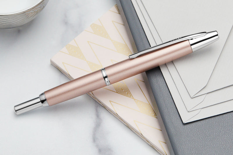 (Bottom Shelf) Pilot Vanishing Point Decimo Fountain Pen - Champagne