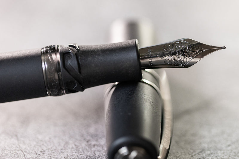 Visconti Homo Sapiens Fountain Pen - Dark Crystal (18k Nib)